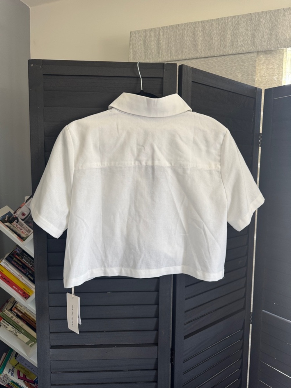 Commense Cropped White Cotton & Linen Button Front Shirt - Picture 6 of 9